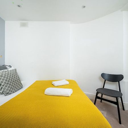 Sleek Flat With Communal Courtyard Λονδίνο Εξωτερικό φωτογραφία