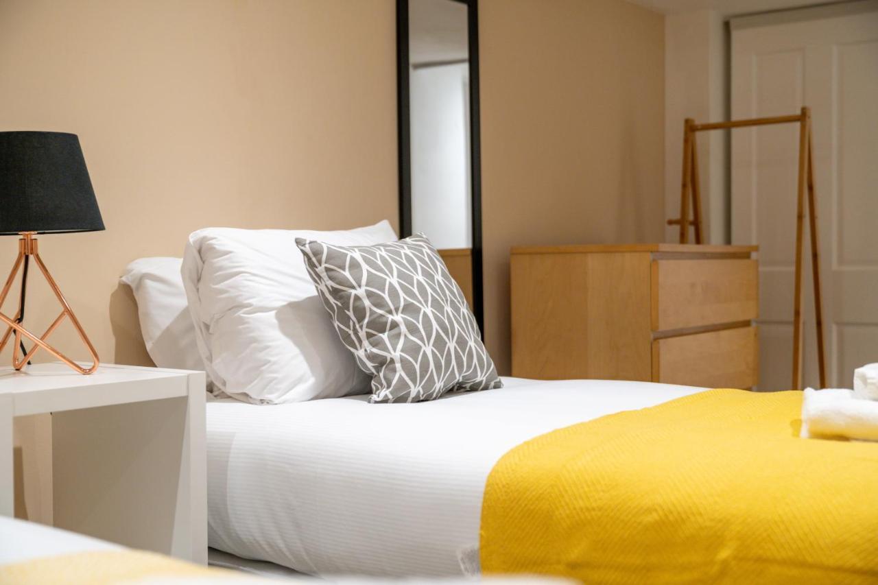 Sleek Flat With Communal Courtyard Λονδίνο Εξωτερικό φωτογραφία